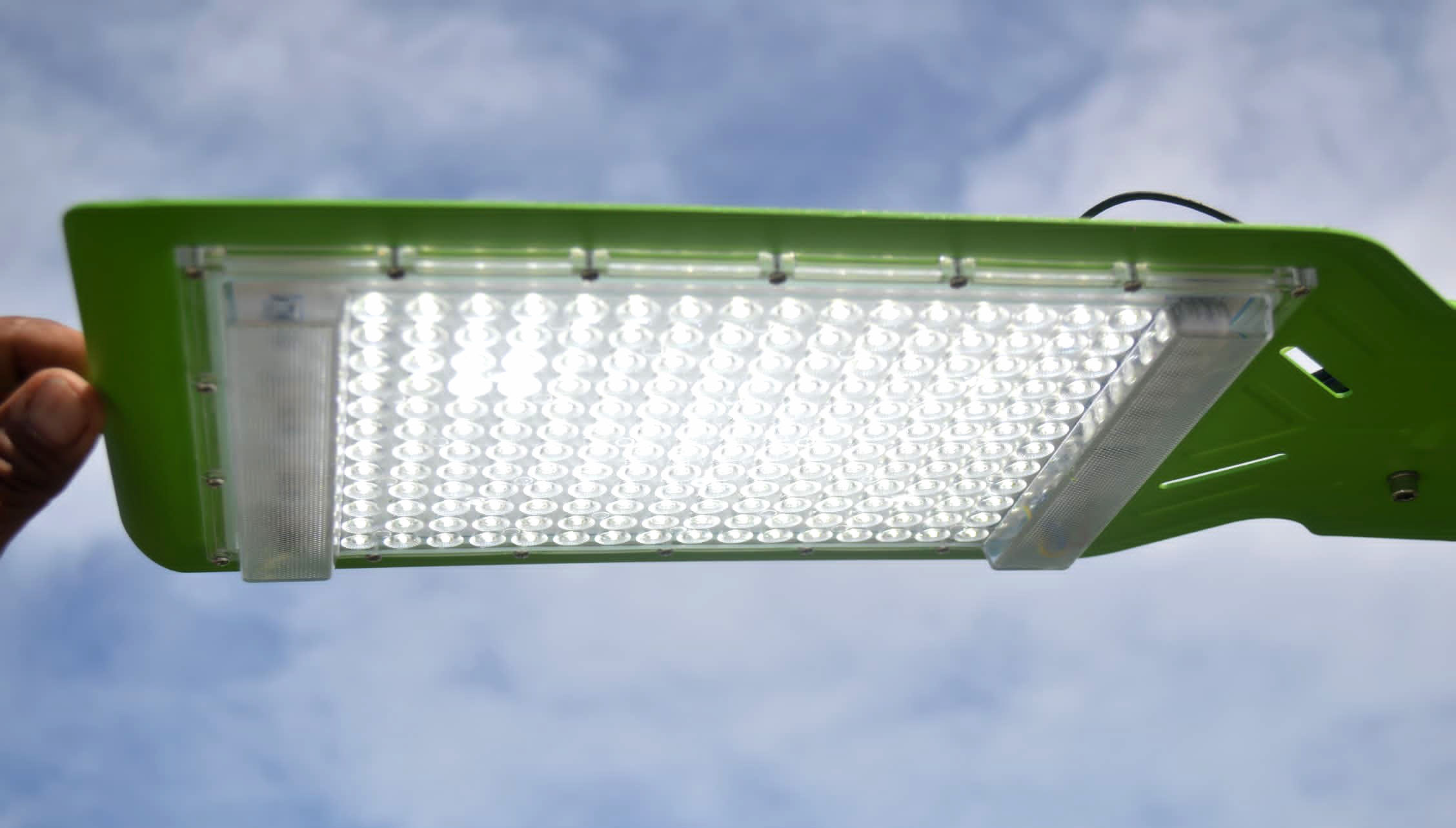 Instalarán 500 lámparas LED en el municipio Santa Rita