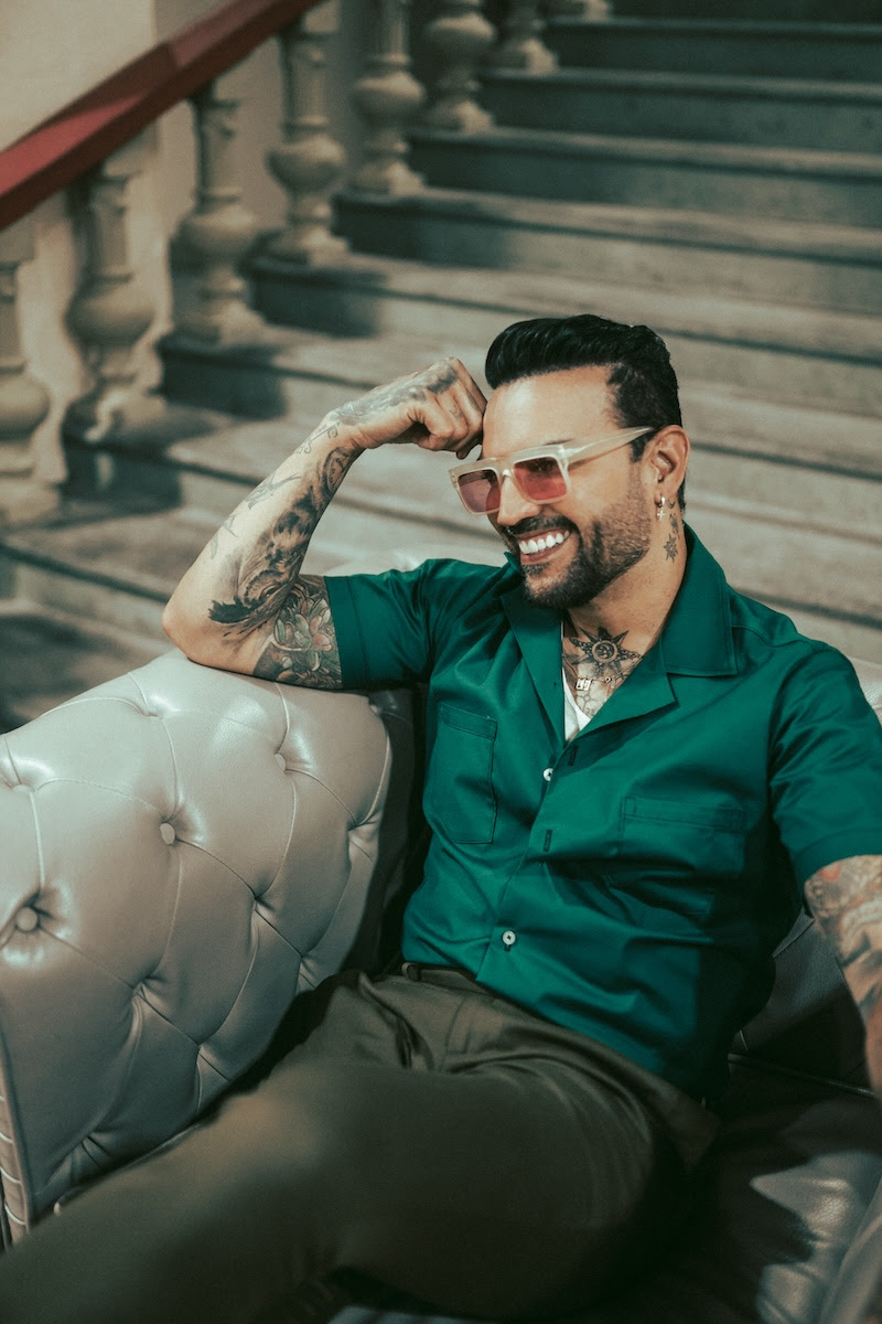 Luis Fernando Borjas estrenó video de “El Sillón”
