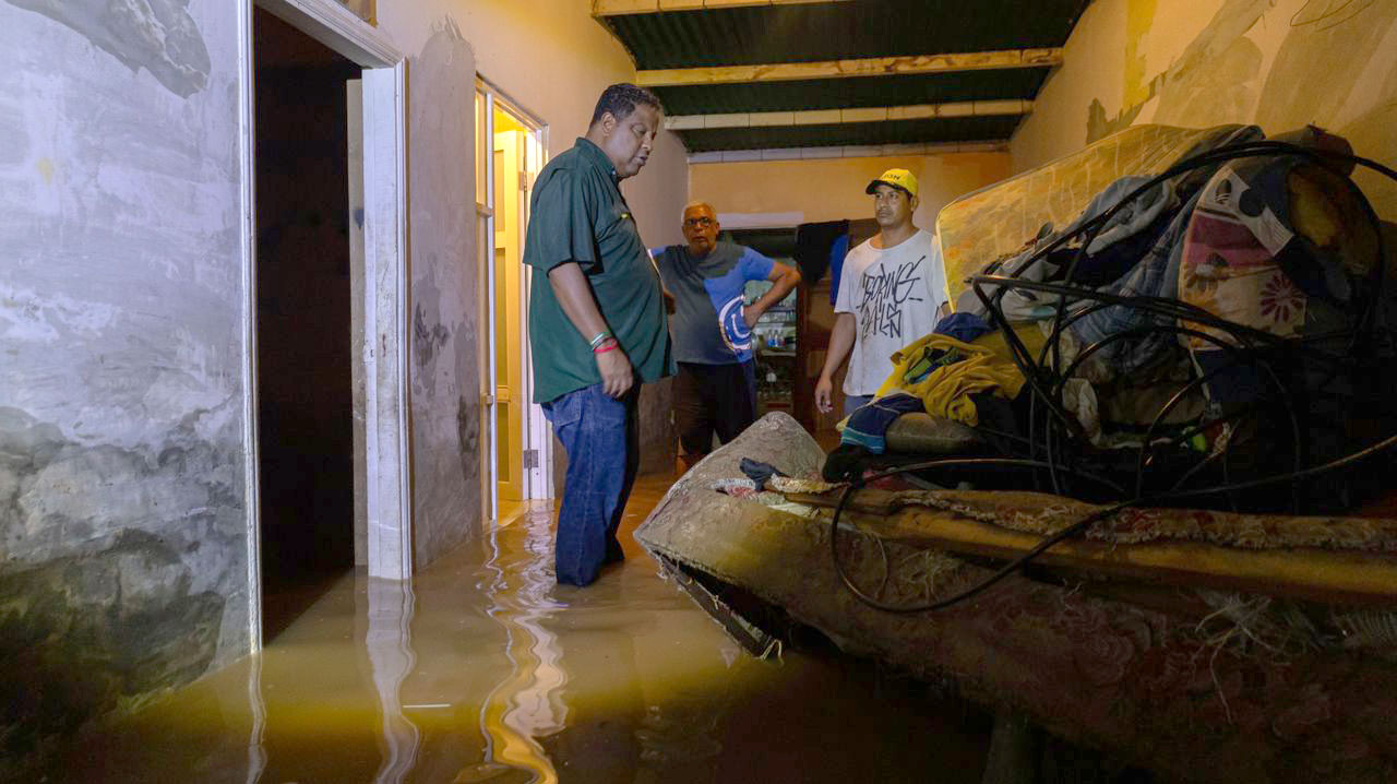 Piden donativos para afectados por las lluvias en el barrio Los Pescadores de Maracaibo