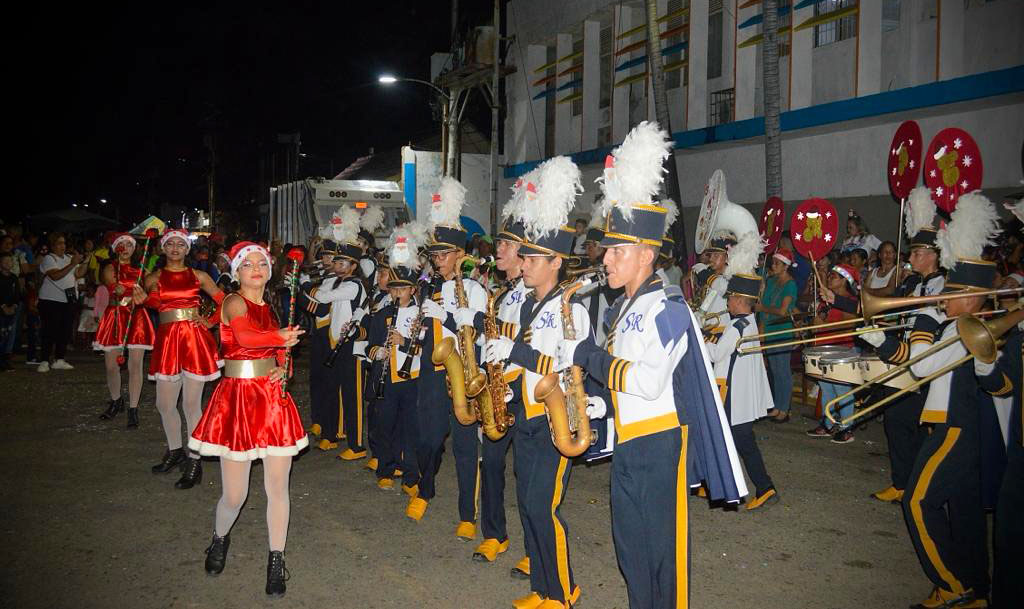 Santa Rita vibró con el encendido de luces