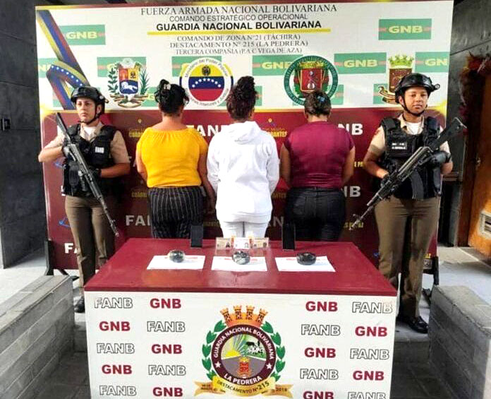 Tres mujeres detenidas por llevar droga en sus partes íntimas en Táchira