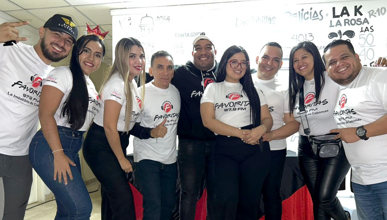 Favoritas 97 9 FM celebró su aniversario 29