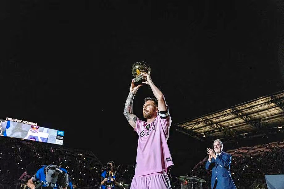 El delantero del Inter de Miami ha ganado ocho Balones de Oro y ahora suma un reconocimiento otorgado por una de las revistas más importantes de Estados Unidos.