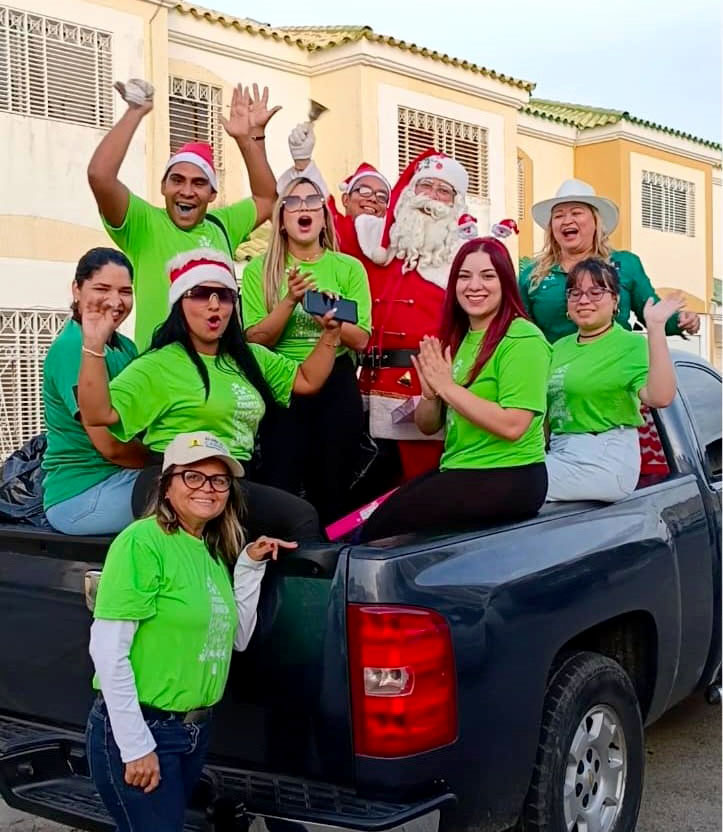 Primera dama de Cabimas 2 mil juguetes 