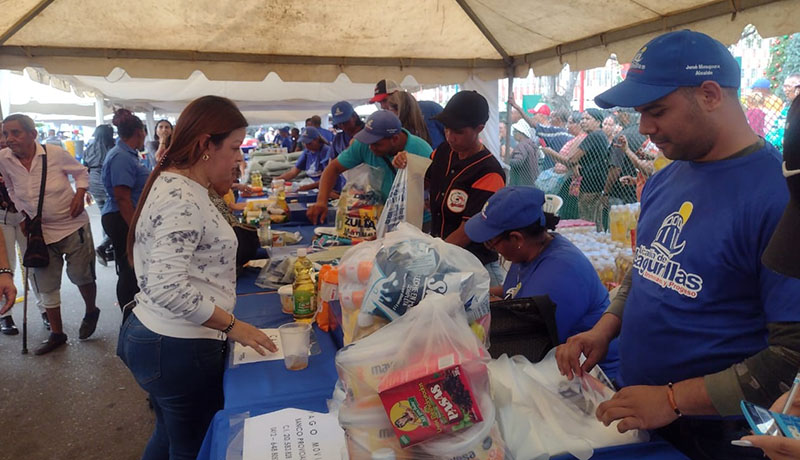 Programa “Mercados Populares” llegó a Lagunillas 