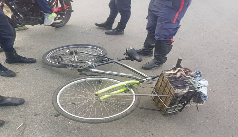 Joven resultó gravemente herida al chocar una moto y bicicleta en Cabimas