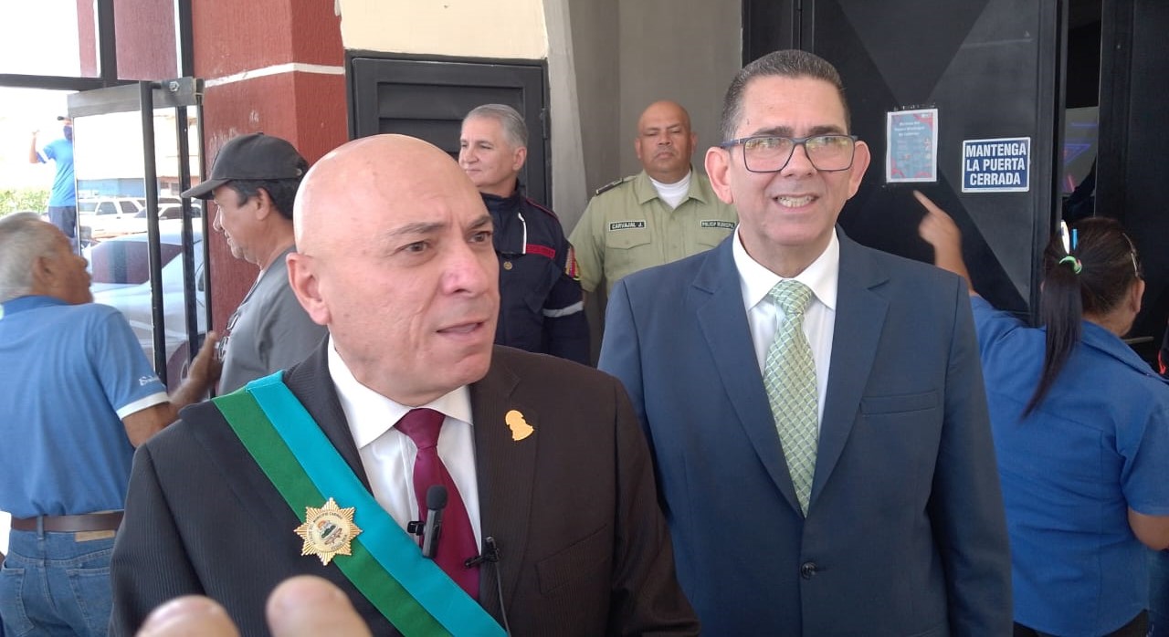 En sesión conjunta honran a más de 90 atletas en Cabimas