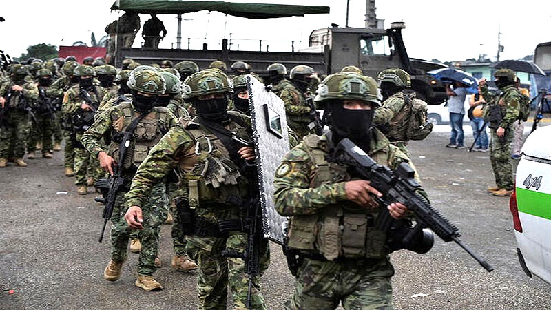 Explosiones policías secuestrados e incidentes en Ecuador