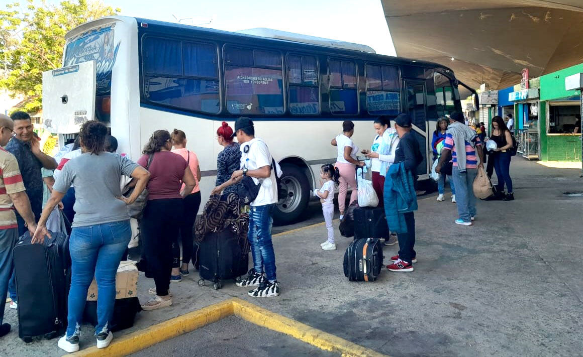 Más de 3 mil pasajeros se movilizaron por la Terminal de Cabimas