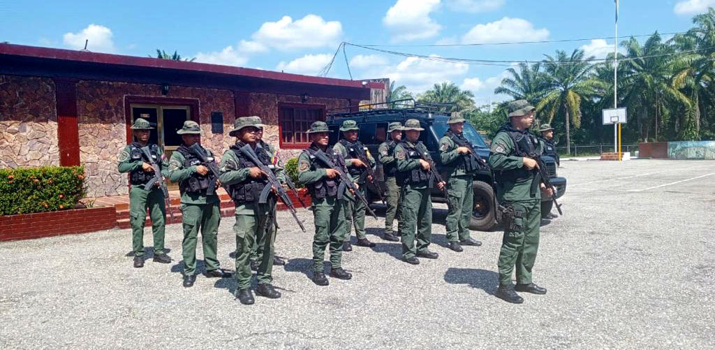 Se mantiene militarización en Simón Bolívar