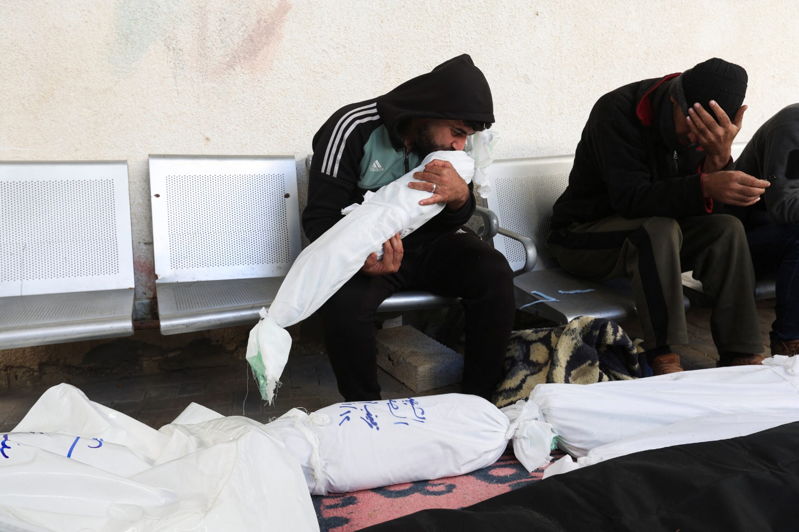 Suman más de 26 000 muertos en la Franja de Gaza 