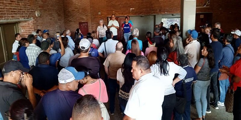 Universitarios aprobaron recuperar el Programa Ingeniería de LUZ-COL