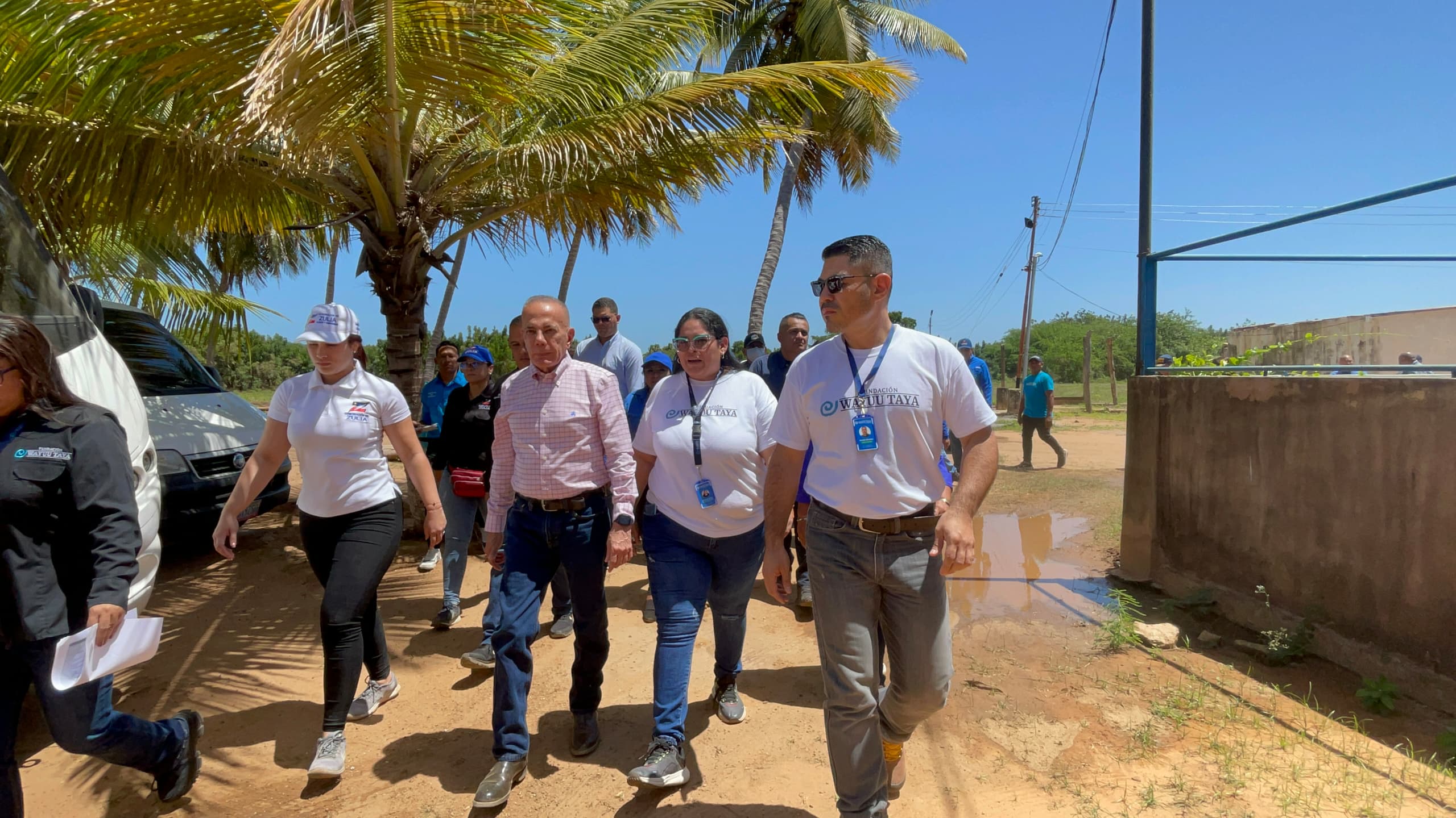 Gobernador en gira por Mara