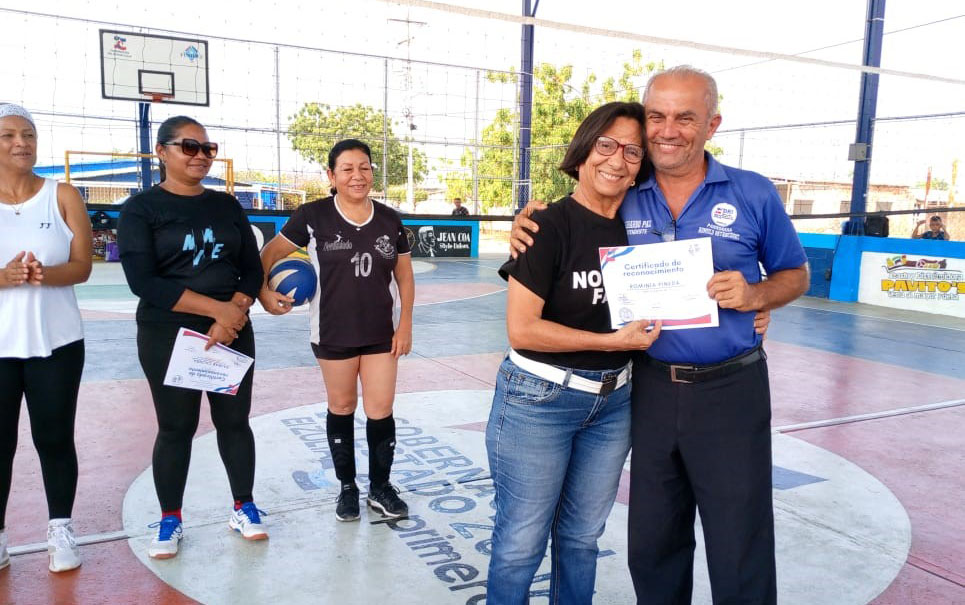 Juego amistoso de Voleibol Máster Femenino 