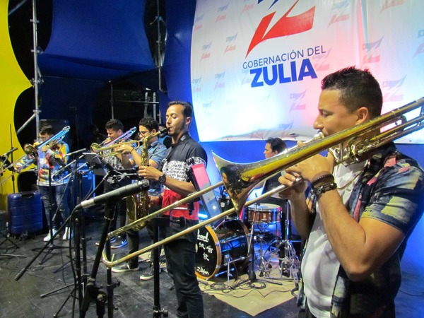 Llenazo total en la celebración del Carnaval 2024 de la Gobernación del Zulia (7)