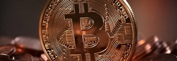 Bitcoin superó los 70 mil dólares nuevo precio máximo histórico