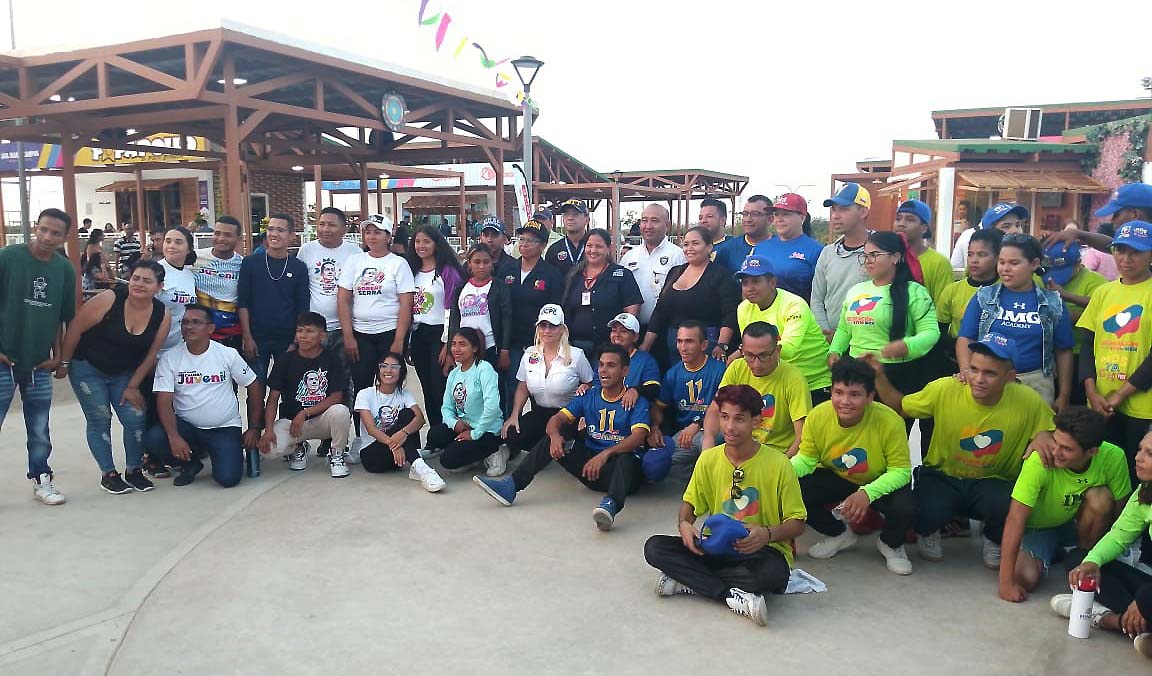 El Parque Monumental Ana María Campos, junto al equipo de trabajo del Movimiento Nacional de Recreadores y la Mesa del Vivir Bien, inauguraron la Semana Santa con variada actividad gratuitas para el disfrute de las familias y la comunidad zuliana en general.