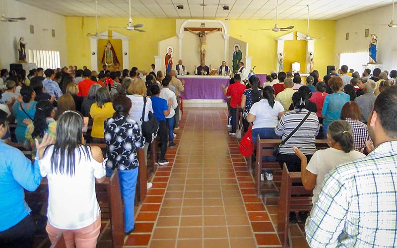 Monseñor Ángel Caraballo Legionarios