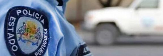 Padre y padrastro acusados de violar a una niña de ocho años