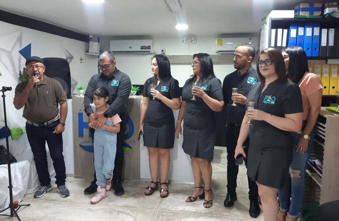 Asociados H2O primer aniversario