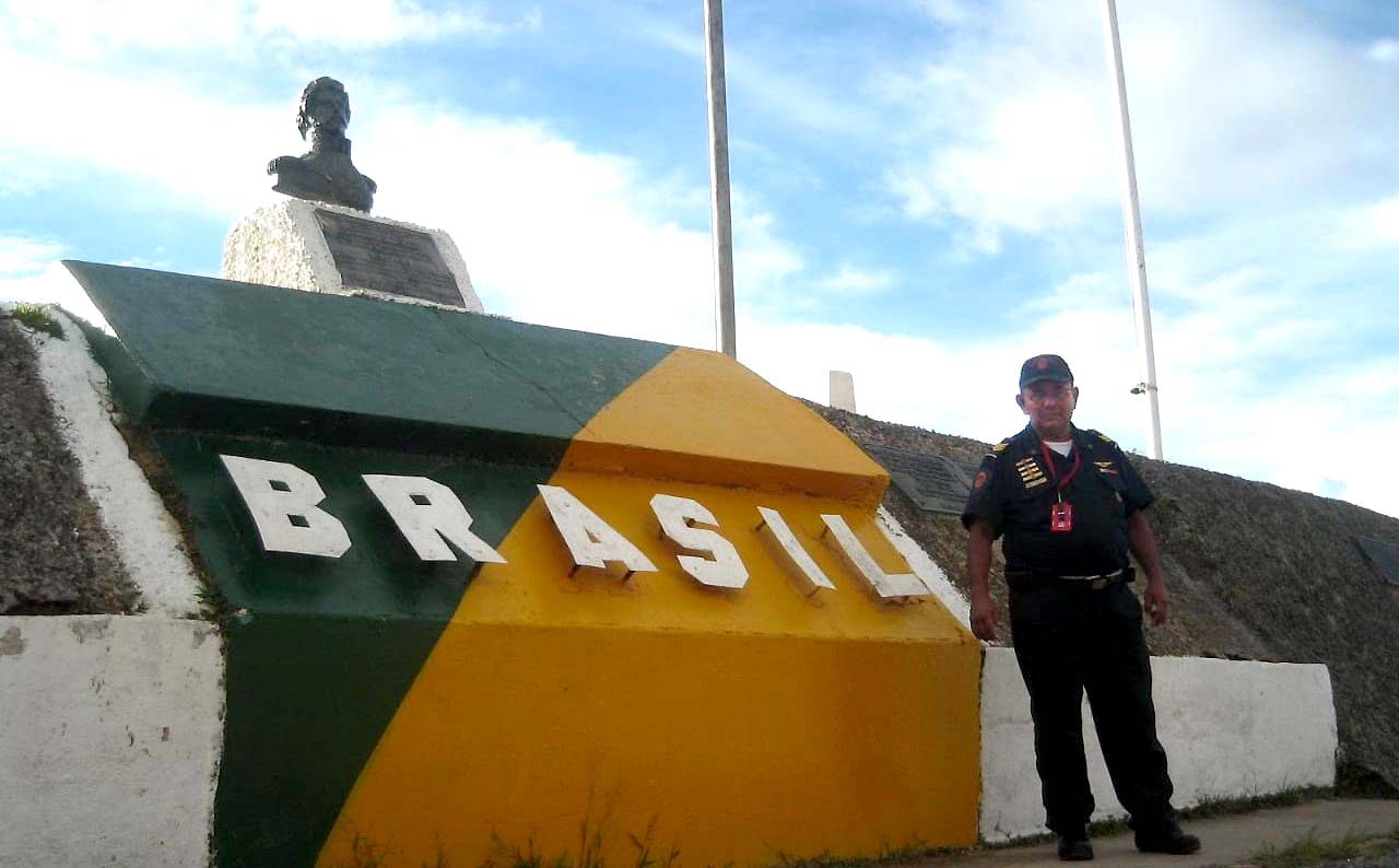 Bombero Inea Mayor Luis Contreras