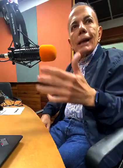 Rosales «Las tarjetas y la candidatura están con un lacito en la mesa»