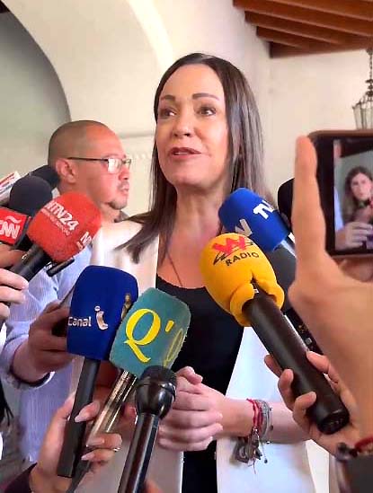 María Corina Machado Sigo haciendo mi trabajo