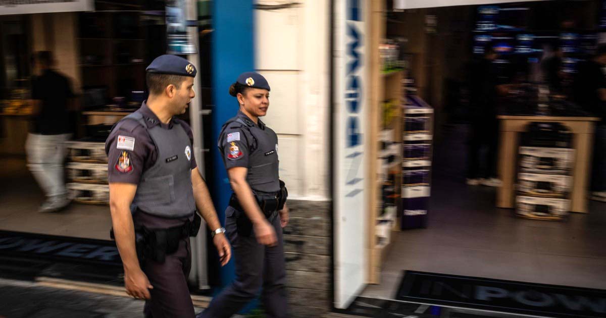 Mujer brasileña intenta retirar un préstamo con el cadáver de su tío