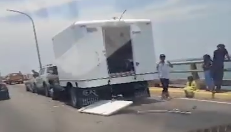 Múltiple choque en el Puente reportan usuarios