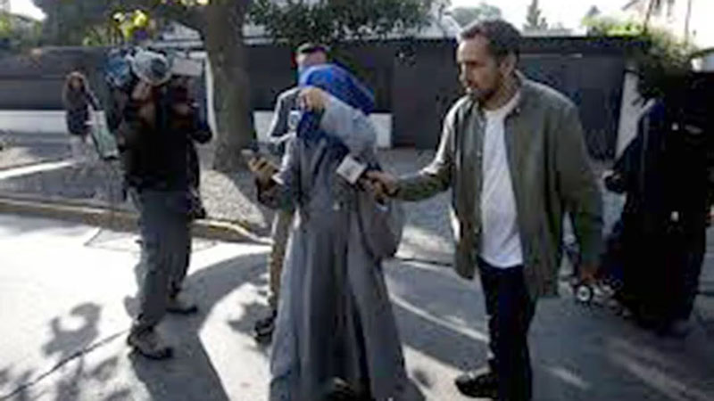 Retorcido Pacto entre dos monjas resulta con un cadáver dentro de una maleta
