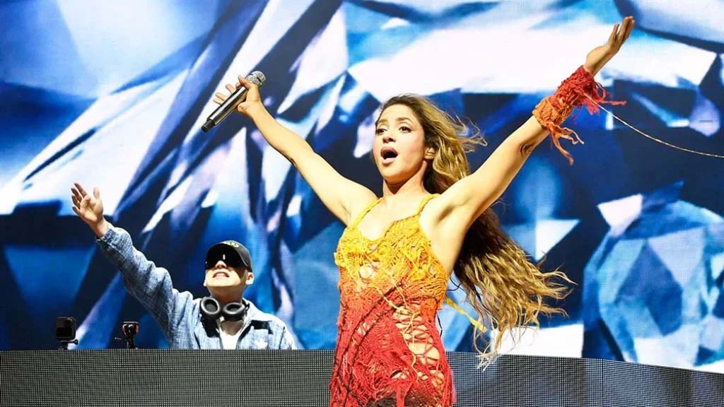 Shakira anuncia gira en Coachella