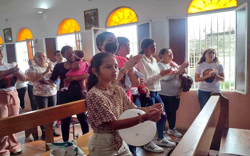 Valmore Rodríguez Divina Misericordia