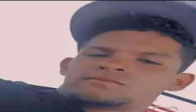Un motorizado de Bachaquero, identificado como Darwin José Álvarez, de 19 años de edad, perdió la vida tras ser impactado por una gandola en la carretera San Pedro-Lagunillas.