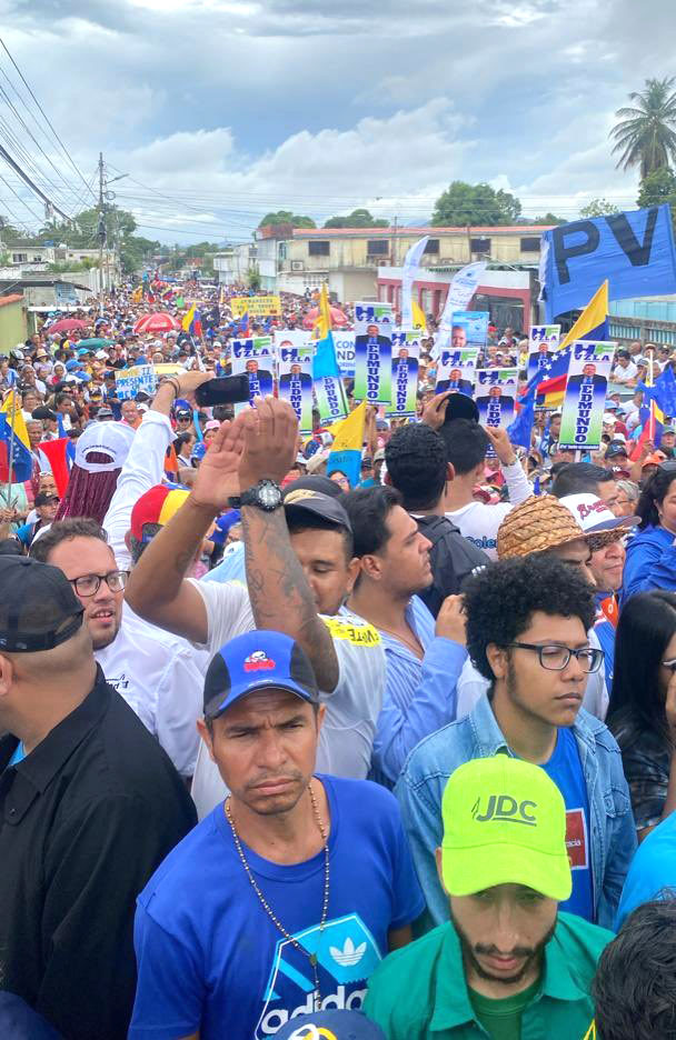 Barquisimeto recibe a María Corina Machado