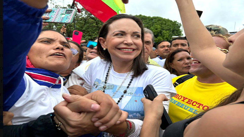 Barquisimeto recibe a María Corina Machado