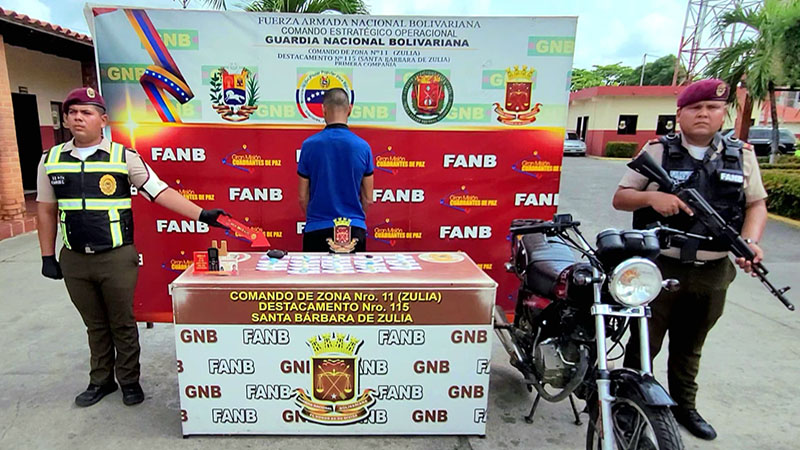 Detienen a venezolano por llevar 23 dediles de cocaína