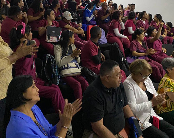 El JEL realiza foro en LUZ para abordar la importancia de la autoestima