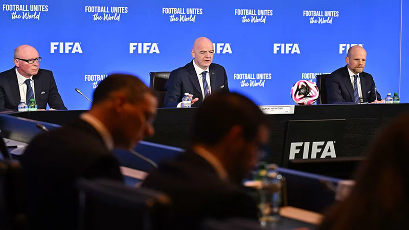 FIFA pide sanciones ante racismo