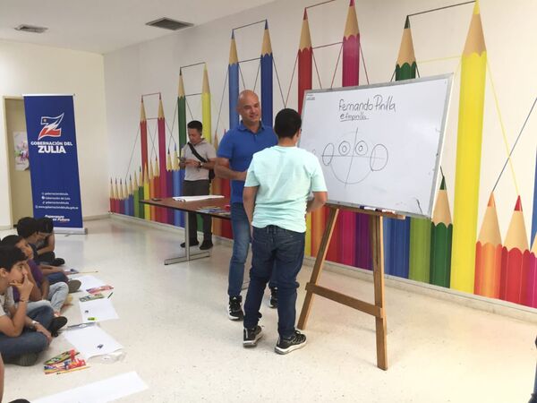 Más de 70 niños de Maracaibo disfrutaron del Taller de Caricatura impartido por Fernando Pinilla (2) Más de 70 niños de Maracaibo disfrutaron del Taller de Caricatura impartido por Fernando Pinilla