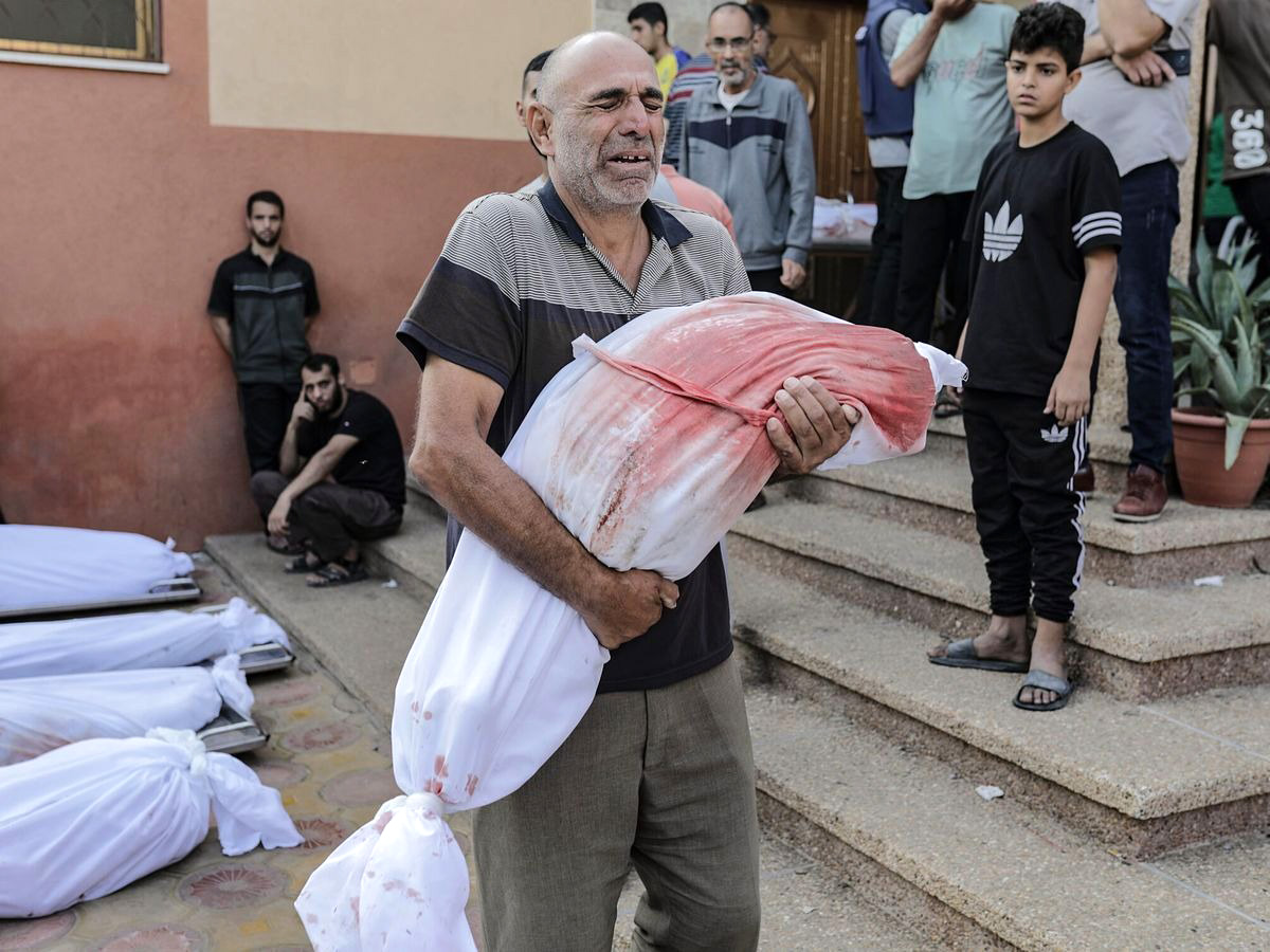 Número de palestinos fallecidos en Gaza se eleva a 34 654