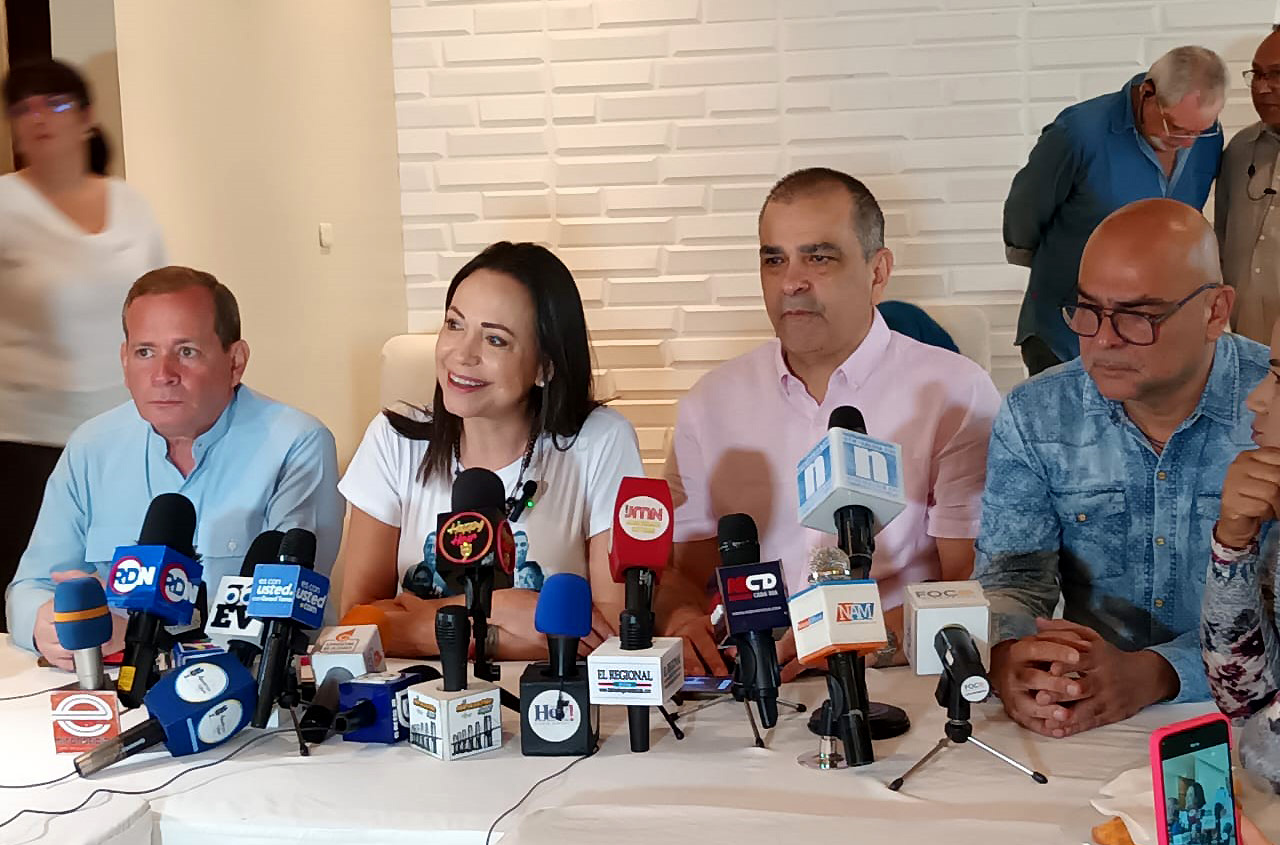 Periodistas del Zulia con María Corina 