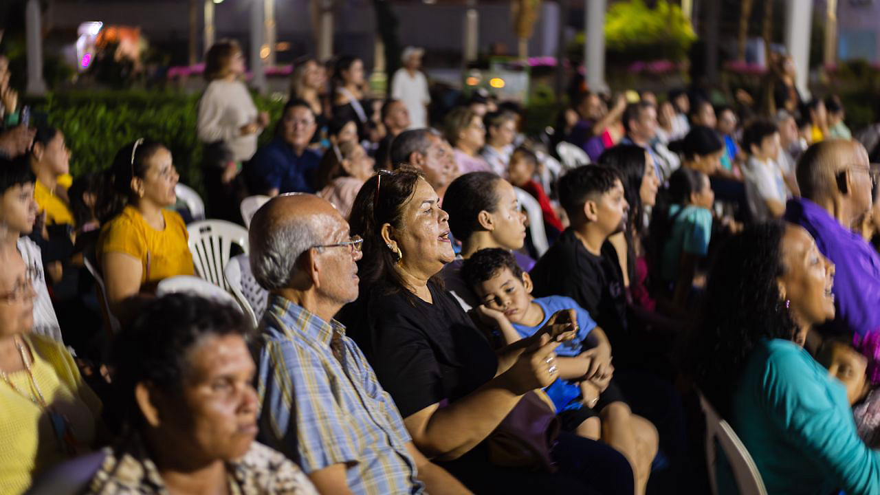 Plaza de la República Día las Madres 4 R