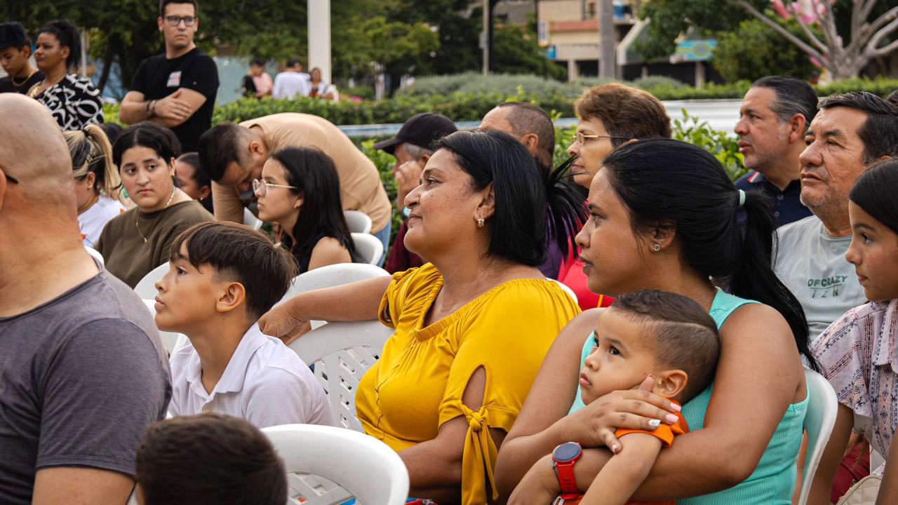 Plaza de la República Día las Madres 5 R