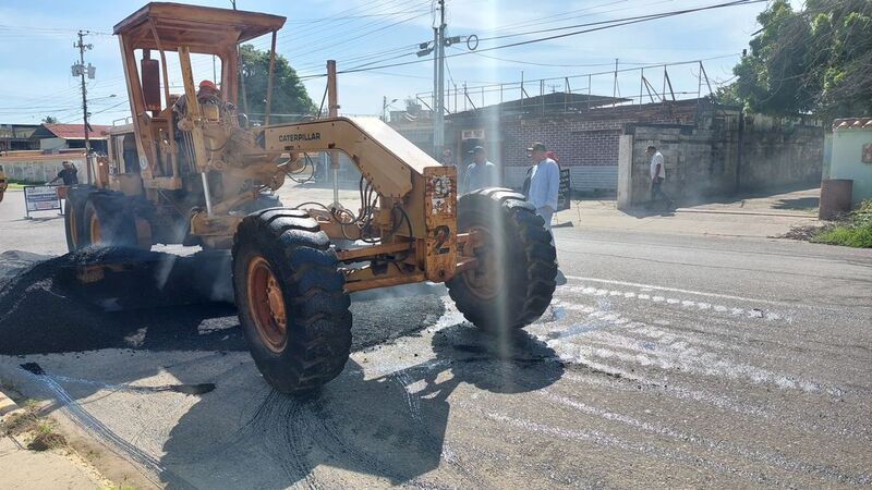 Comenzaron trabajos de rehabilitación de la carretera “N” en Lagunillas (4)