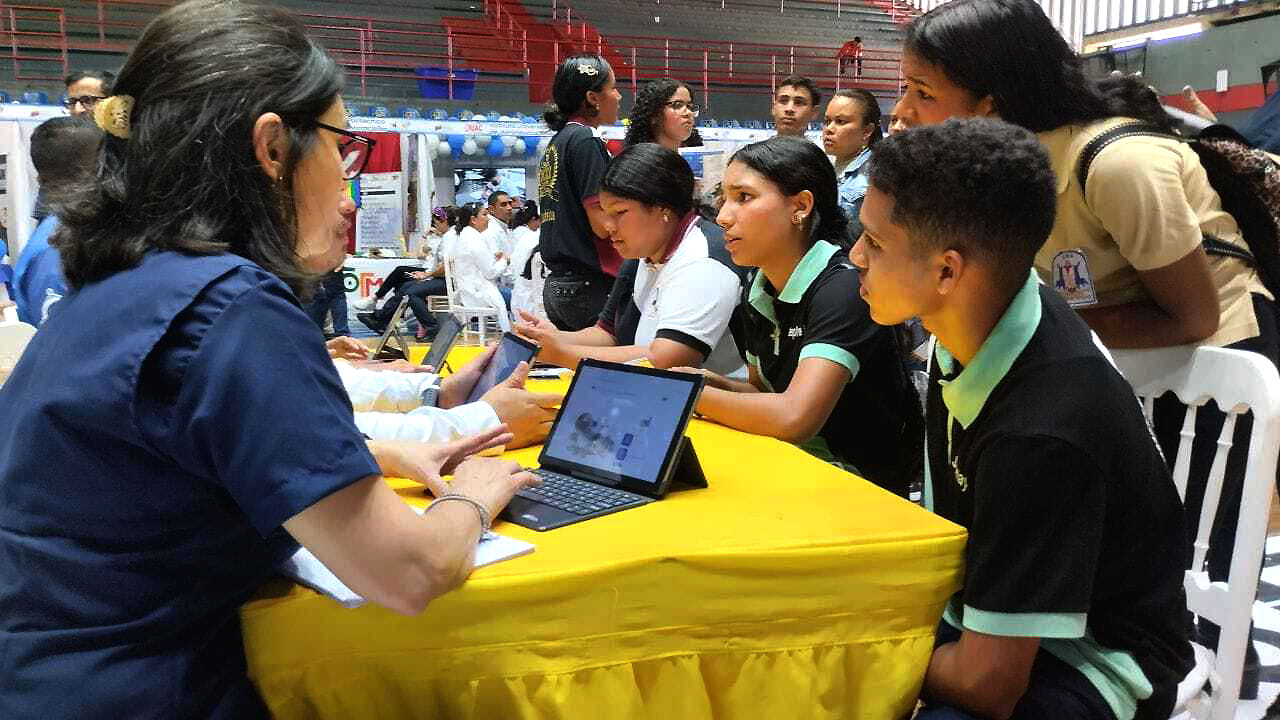 Expoferia de Oportunidades de Estudios Zulia 2024