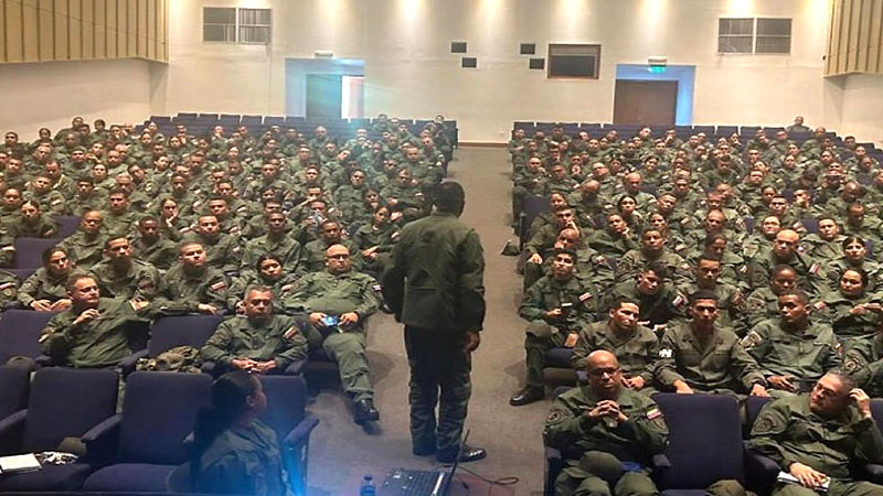Militares se preparan para custodiar los comicios presidenciales