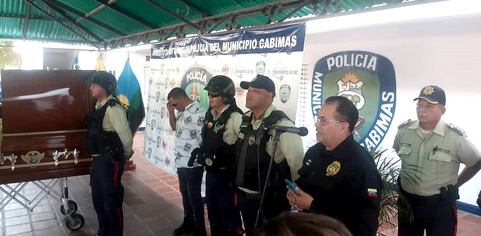 Policabimas despidió a Carlos Morao