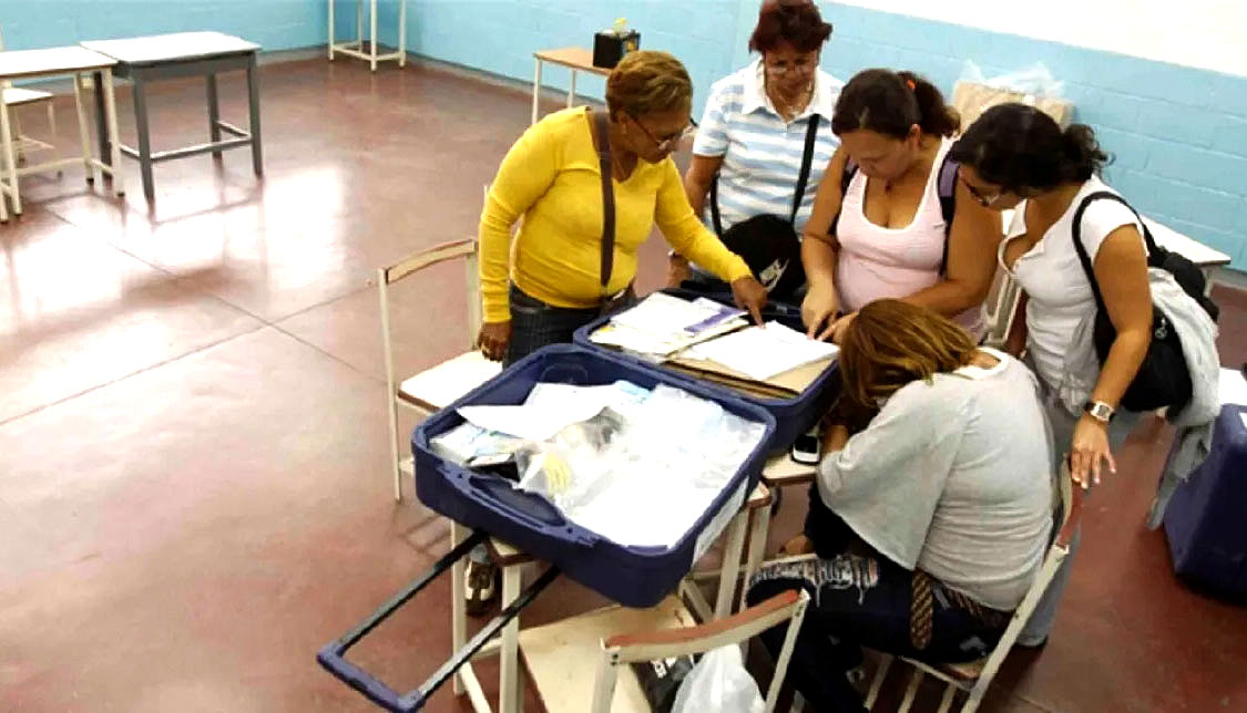CNE cambia norma de testigos de mesa 