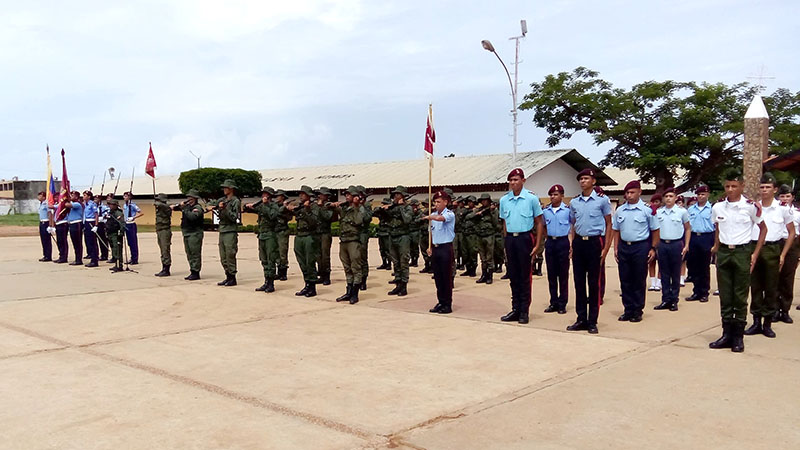 U E Militar G J Rafael Urdaneta XLII aniversario