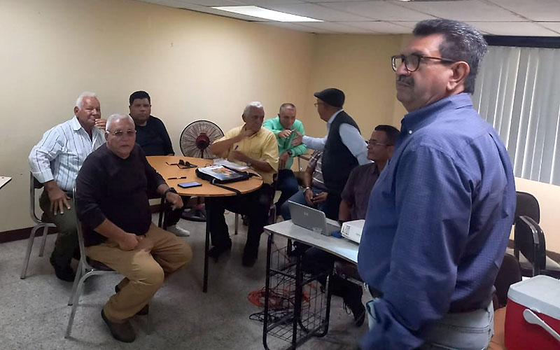 Organización a la junta provisional